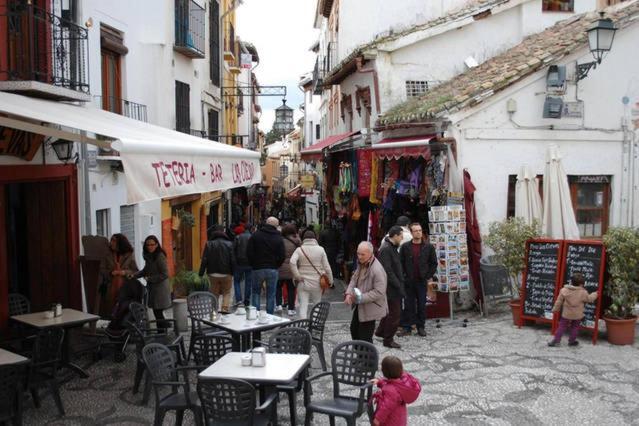 Apartamento En Pleno Centro, Wifi, Ideal Appartement Granada Buitenkant foto